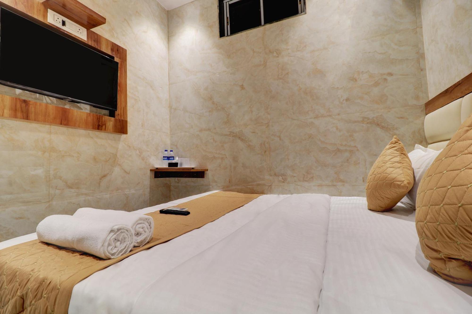 Hotel Omega Mumbai Luaran gambar