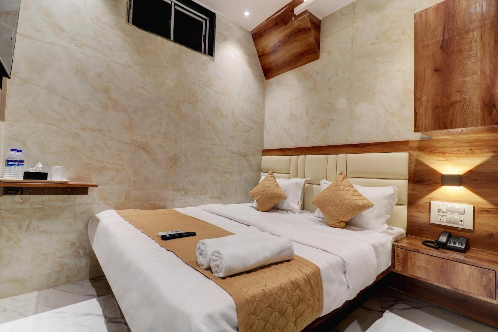 Hotel Omega Mumbai Luaran gambar