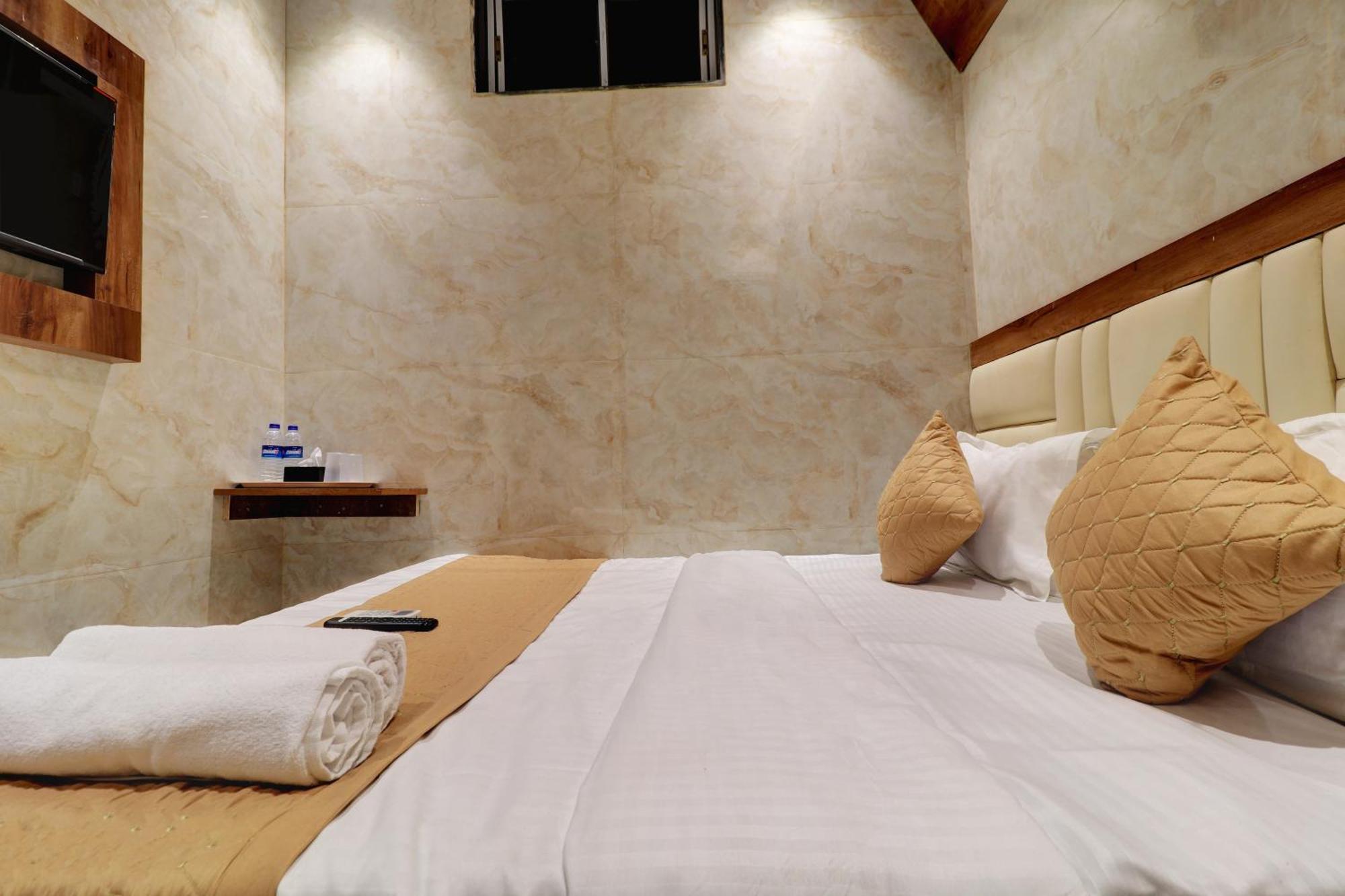 Hotel Omega Mumbai Luaran gambar